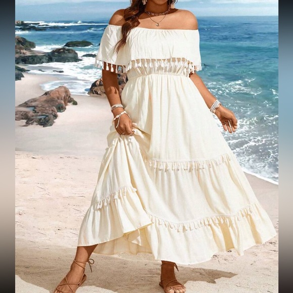 Boho burgundy plus size off shoulder tassel detail maxi dress - Picture 5 of 16